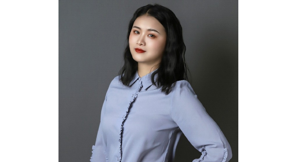 李莎